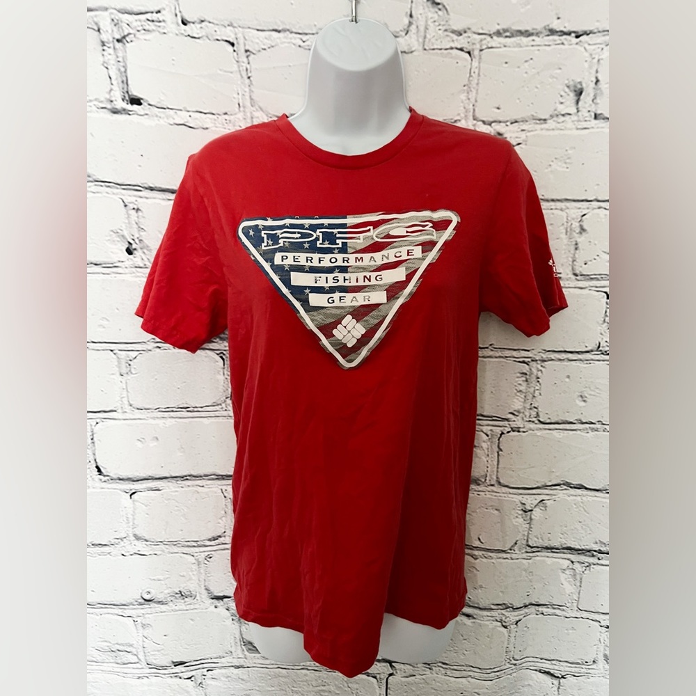 Columbia T Shirt